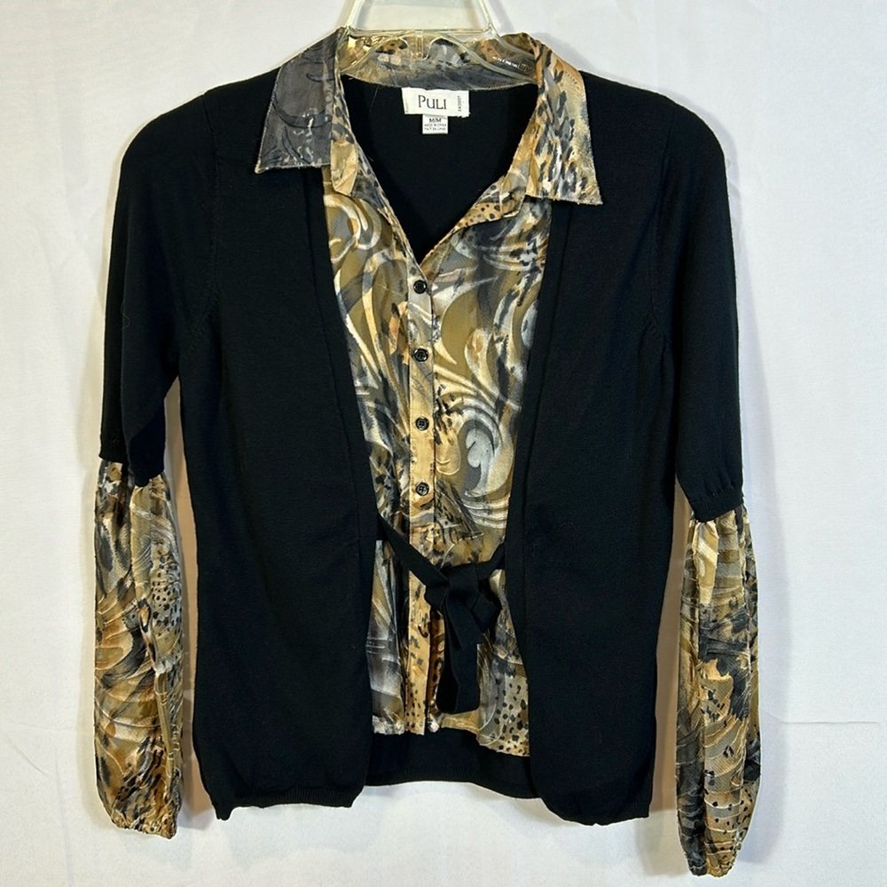 Puli Black & Brown One Piece Sweater Top Size Medium Pullover Button Down